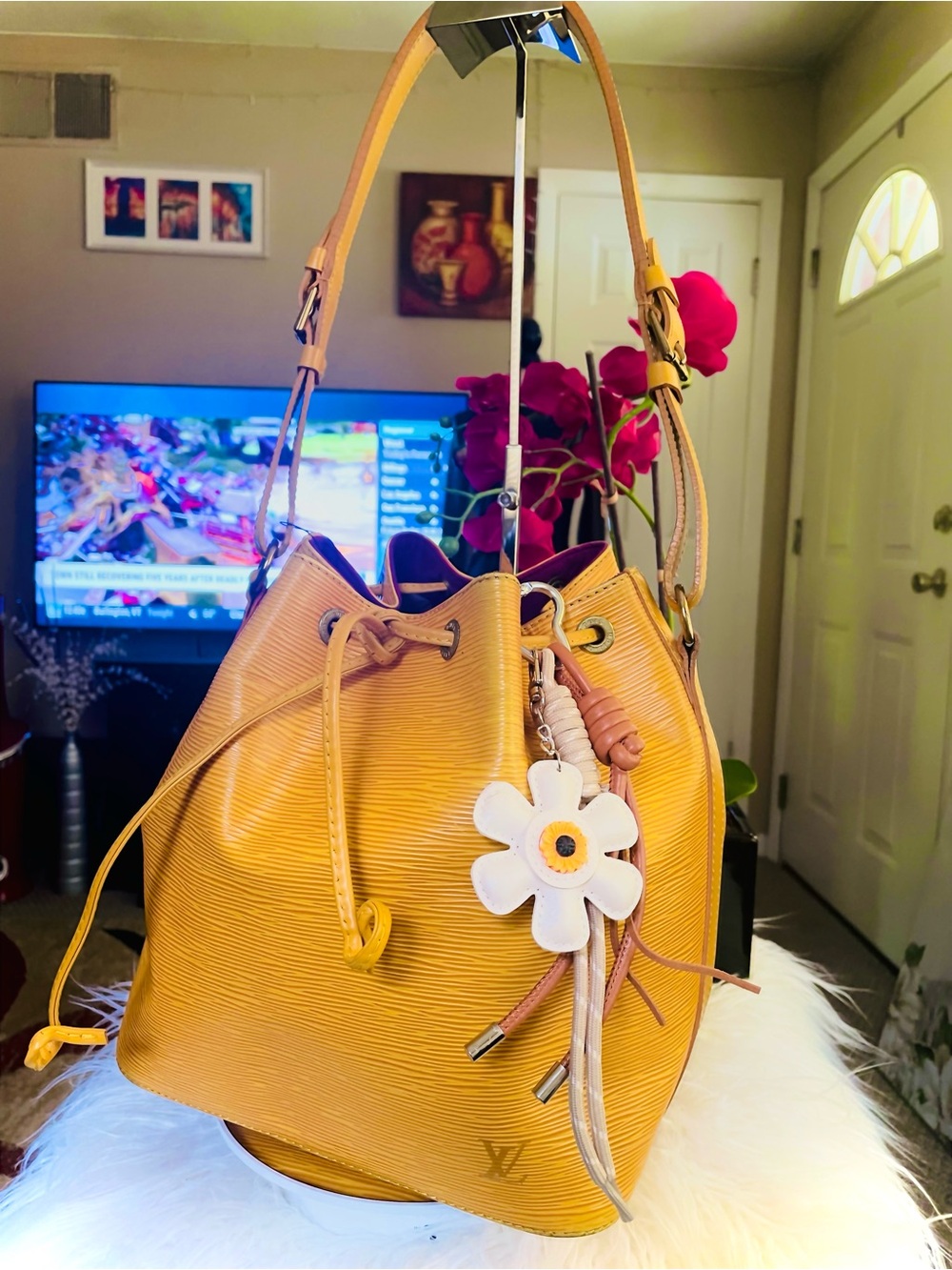 Louis Vuitton Epi Petit Noe Shoulder Bucket Bag